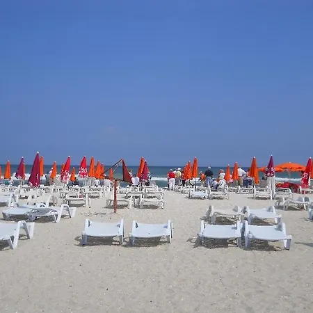 Cazare-mamaia Ro Apartamento Constança
